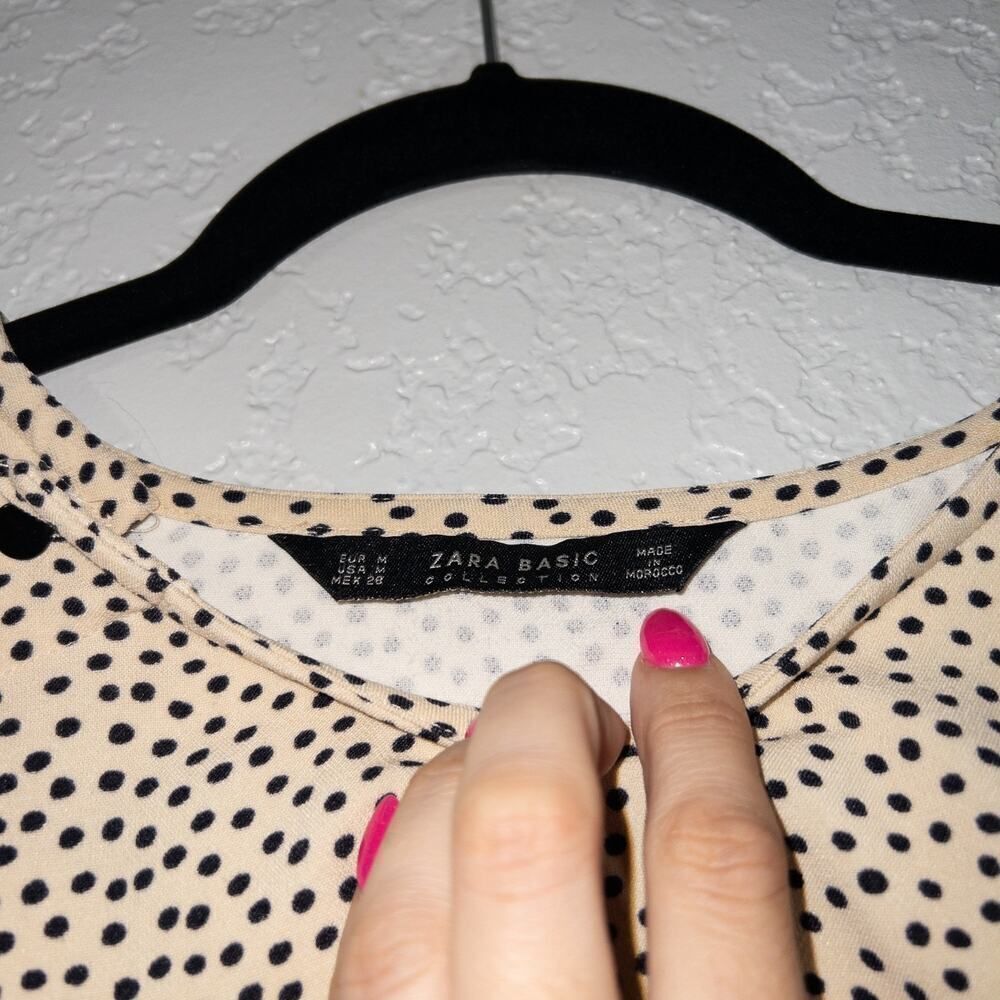 Zara Beige Dot Bell Sleeve Top Size Medium - Picture 4 of 7